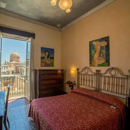 Henry's House 4* سيراكوزا