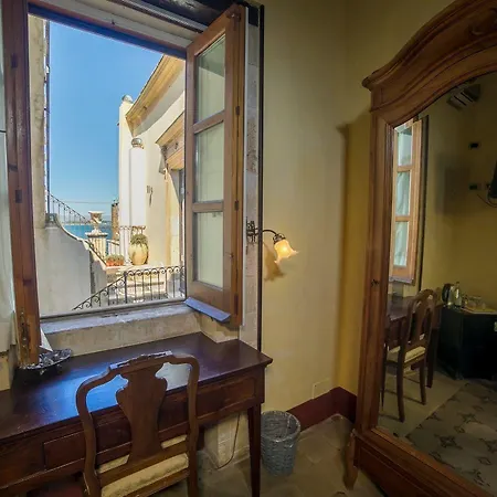 Szálloda Henry's House Szirakúza